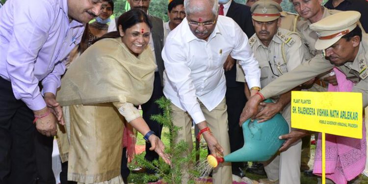 Governor Launches Hariyali Plantation Drive from Jhundi Panchayat in Mandi
