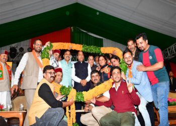 CM inaugurates and lays foundation stones of 19 developmental projects worth Rs. 82 crore in Theog AC