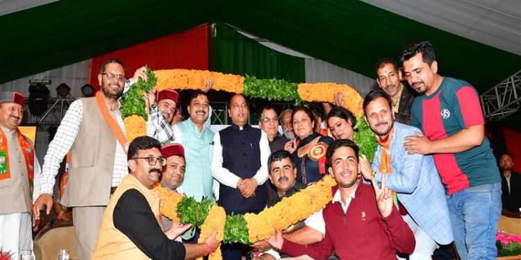 CM inaugurates and lays foundation stones of 19 developmental projects worth Rs. 82 crore in Theog AC