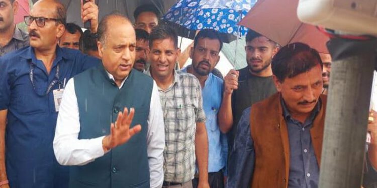 CM visits rescue and relief camp of rain affected families in Sihunta area of Chamba District