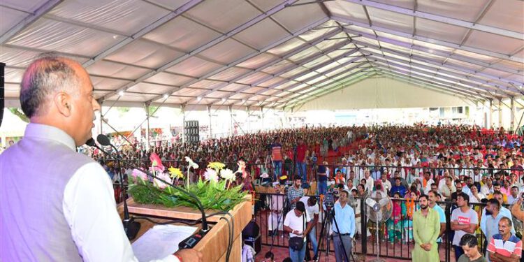 CM presides over Pragtisheel Himachal : Sathapna Ke 75 Varsh programme at Gondpur Banehra in Gagret