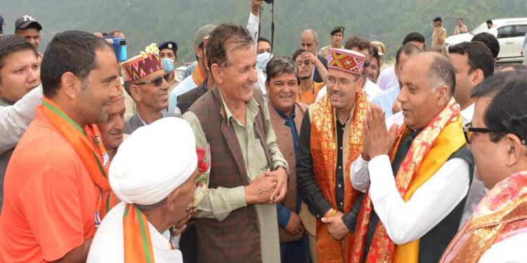 CM inaugurates and lays foundation stones of 17 developmental projects worth Rs. 60 crore in Banjar