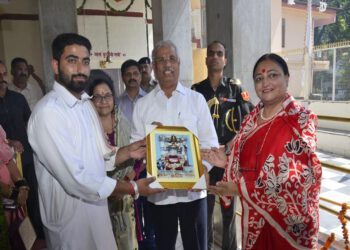 Governor visits AIIMS at Kothipura in Bilaspur district