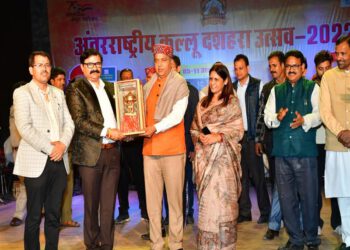 Chief Minister presides over the cultural night of International Kullu Dussehra
