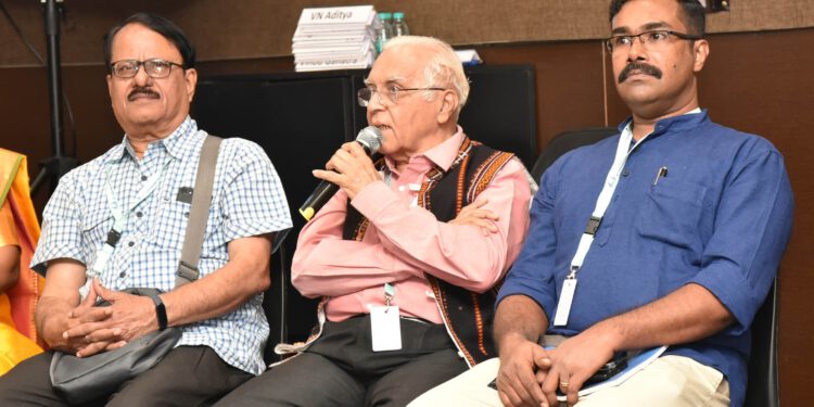 भारतीय पैनोरमा (फीचर फिल्म) के ज्यूरी सदस्यों ने मीडिया से बातचीत की