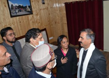 CM visits Model Children Home and Old Age Home, Nari Sewa Sadan and Institute for Children with Special Abilities