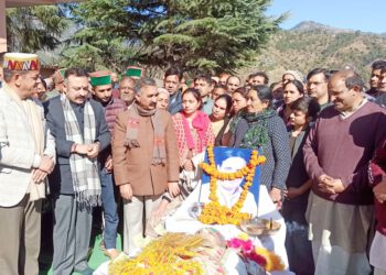 CM pays tribute to former Minister Mansa Ram