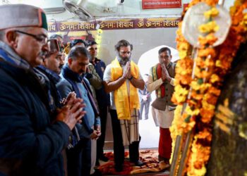 Rahul  showers praises  on CM