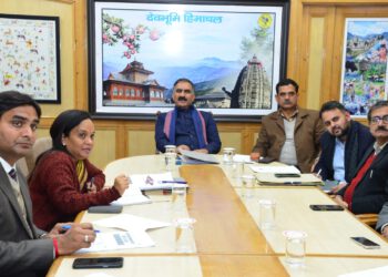 High Tech Hospitals with modern facilities to be established in each Medical Block: CM