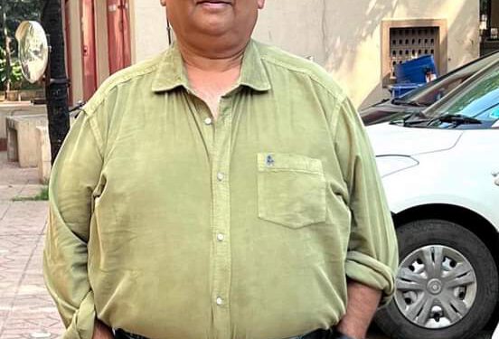 Famous actor Satish Kaushik has passed away.